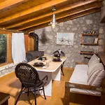 Stone House On The Rock Chalet *