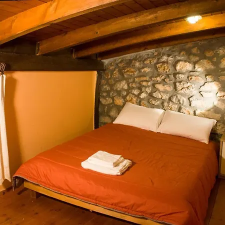 Stone House On The Rock Chalet Lilaia