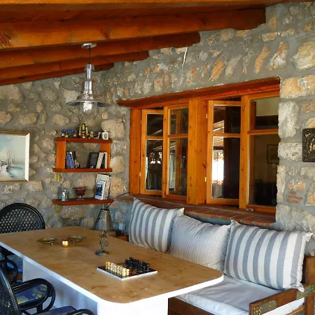 Stone House On The Rock Lilaia