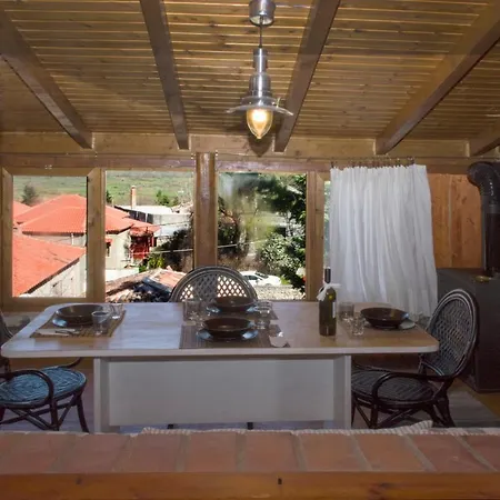 Chalet Stone House On The Rock *