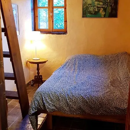 Stone House On The Rock Lilaia